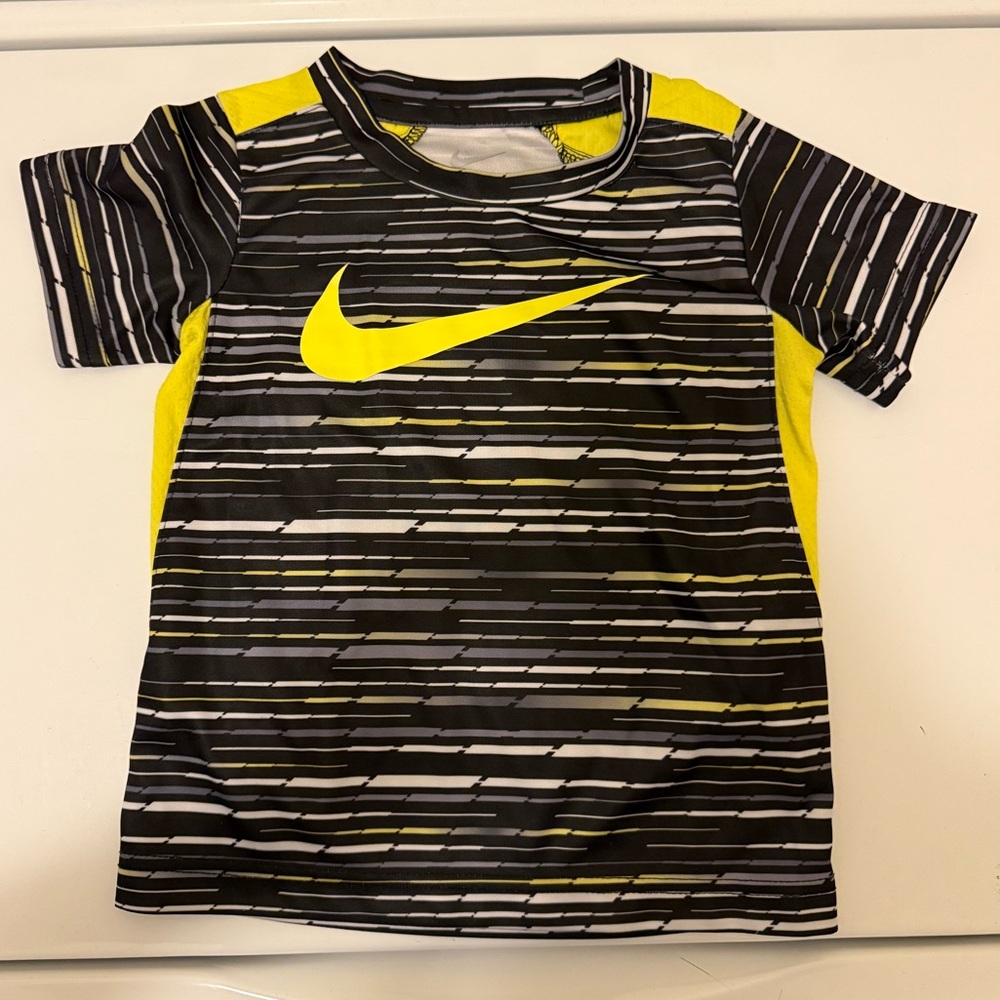 Nike Black and Yellow Graphic Tee
